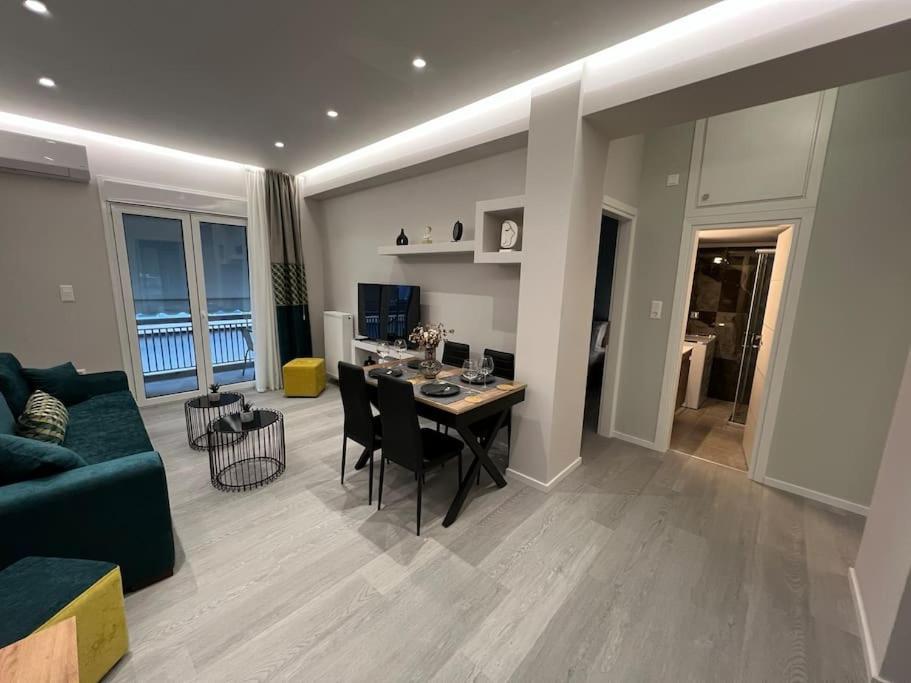 אתונה Luxury Apartment Near Acropolis מראה חיצוני תמונה