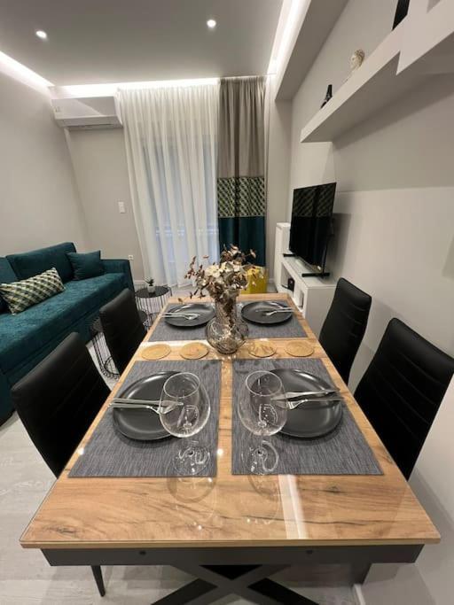 אתונה Luxury Apartment Near Acropolis מראה חיצוני תמונה